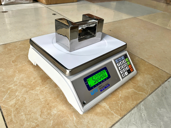 cân bàn điện tử 15kg